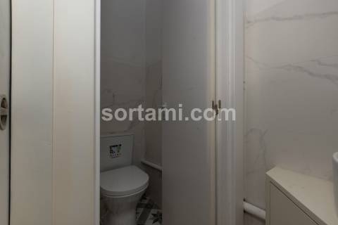 Loja  Venda em Cedofeita, Santo Ildefonso, Sé, Miragaia, São Nicolau e Vitória,Porto