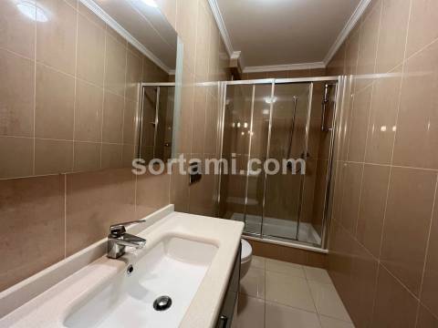 Apartamento T2+2 Venda em Quarteira,Loulé