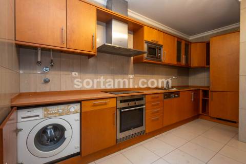 Apartamento T2+2 Venda em Quarteira,Loulé