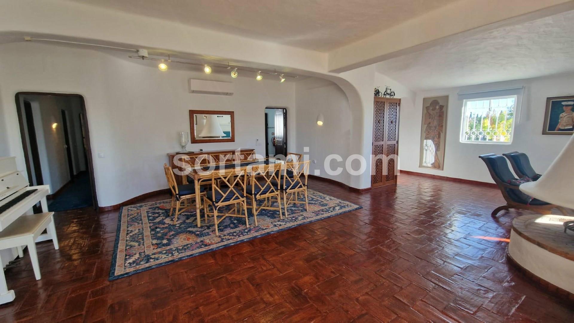 Moradia Isolada T4+1 Venda em Moncarapacho e Fuseta,Olhão