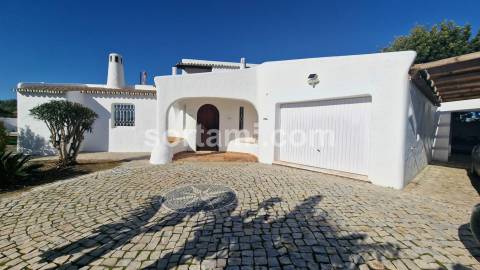 Moradia Isolada T4+1 Venda em Moncarapacho e Fuseta,Olhão