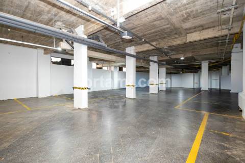 Garagem  Venda em Albufeira e Olhos de Água,Albufeira