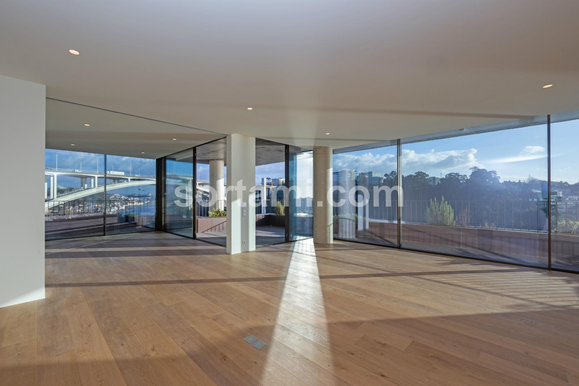 Apartamento T3 Venda em Lordelo do Ouro e Massarelos,Porto