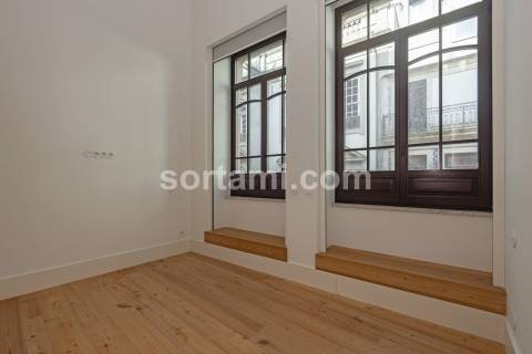 Apartamento T3 Venda em Cedofeita, Santo Ildefonso, Sé, Miragaia, São Nicolau e Vitória,Porto