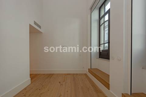 Apartamento T3 Venda em Cedofeita, Santo Ildefonso, Sé, Miragaia, São Nicolau e Vitória,Porto