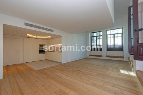 Apartamento T3 Venda em Cedofeita, Santo Ildefonso, Sé, Miragaia, São Nicolau e Vitória,Porto