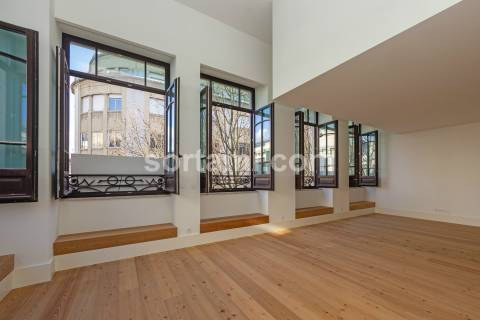 Apartamento T3 Venda em Cedofeita, Santo Ildefonso, Sé, Miragaia, São Nicolau e Vitória,Porto