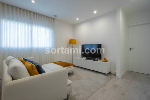 Apartamento T1 Arrendamento em Montenegro,Faro