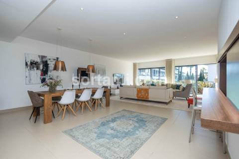 Apartamento T3 Venda em Quarteira,Loulé