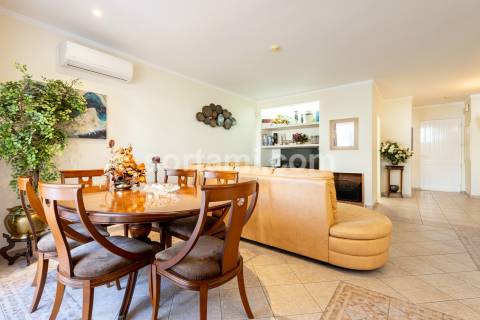 Moradia em Banda T3 Venda em Quarteira,Loulé