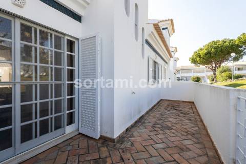 Moradia em Banda T3 Venda em Quarteira,Loulé