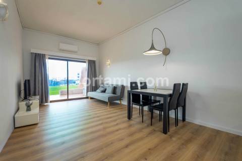 Apartamento T1 Venda em Albufeira e Olhos de Água,Albufeira