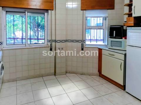 Apartamento T1 Venda em Quarteira,Loulé