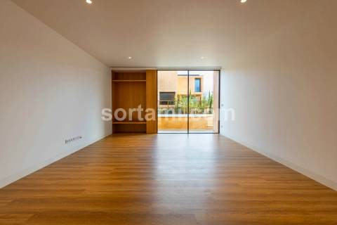 Moradia em Banda T3 Venda em Quarteira,Loulé