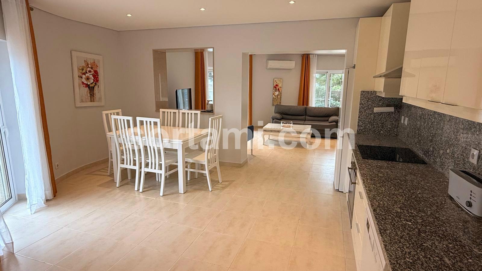 Moradia Isolada T3+1 Arrendamento em Almancil,Loulé