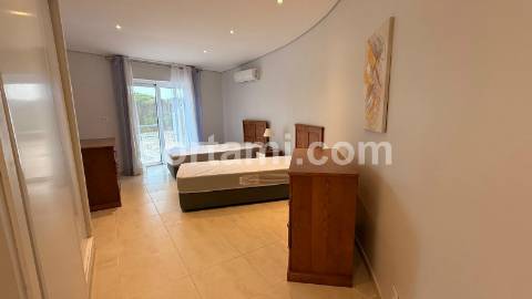 Moradia Isolada T3+1 Arrendamento em Almancil,Loulé