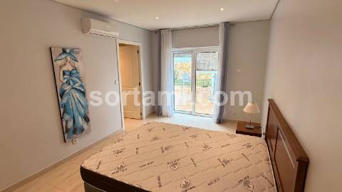 Moradia Isolada T3+1 Arrendamento em Almancil,Loulé