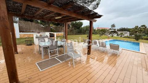 Moradia Isolada T3+1 Arrendamento em Almancil,Loulé