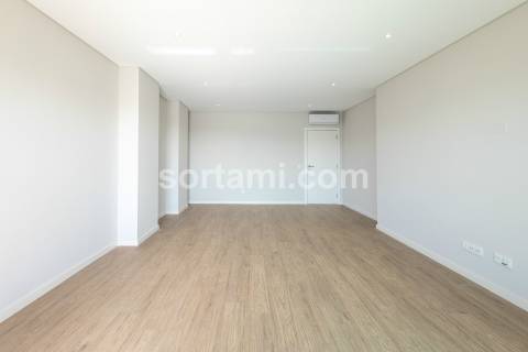 Apartamento T3 Venda em Montenegro,Faro