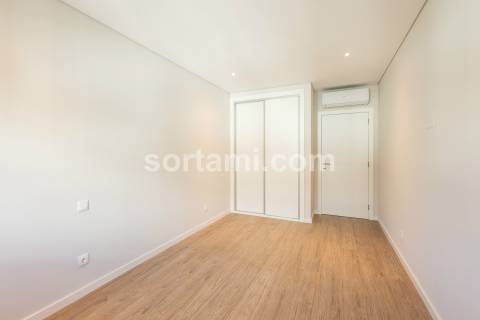 Apartamento T3 Venda em Montenegro,Faro