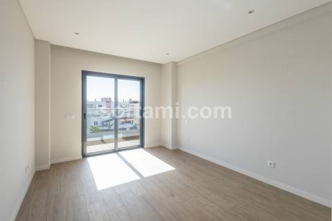 Apartamento T3 Venda em Montenegro,Faro