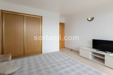 Apartamento T0+1 Venda em Quarteira,Loulé