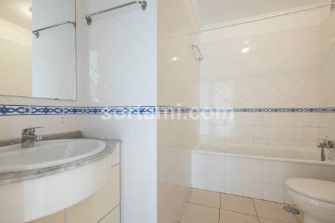 Apartamento T0+1 Venda em Quarteira,Loulé