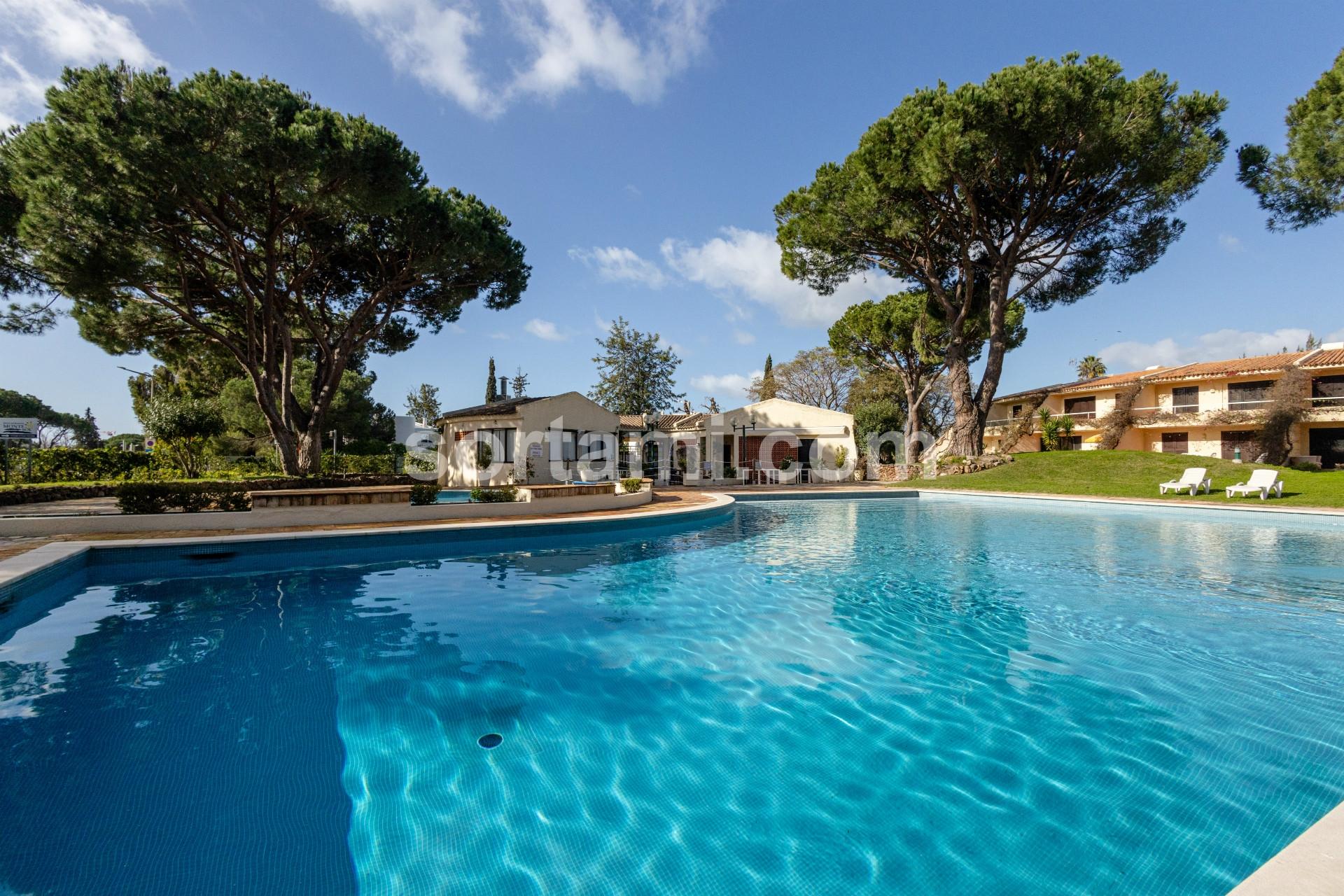 Apartamento T2 Venda em Quarteira,Loulé