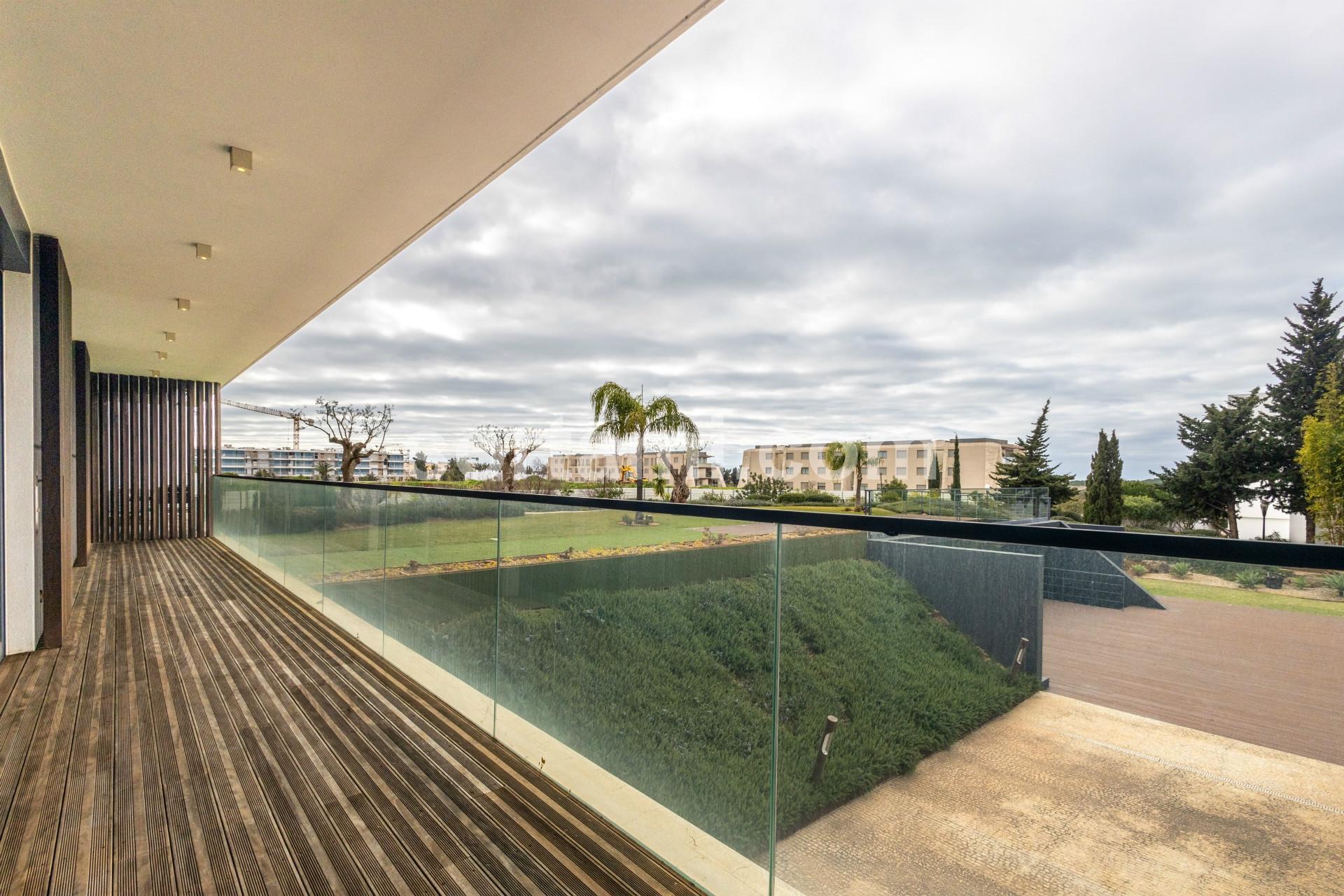 Apartamento T3 Venda em Quarteira,Loulé