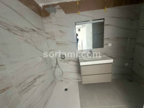 Apartamento T2 Venda em Quarteira,Loulé