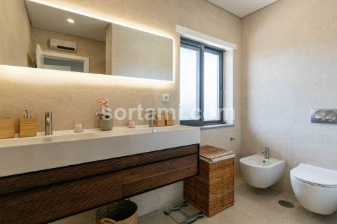 Apartamento T3+1 Venda em Quarteira,Loulé