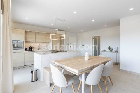 Apartamento T3+1 Venda em Quarteira,Loulé