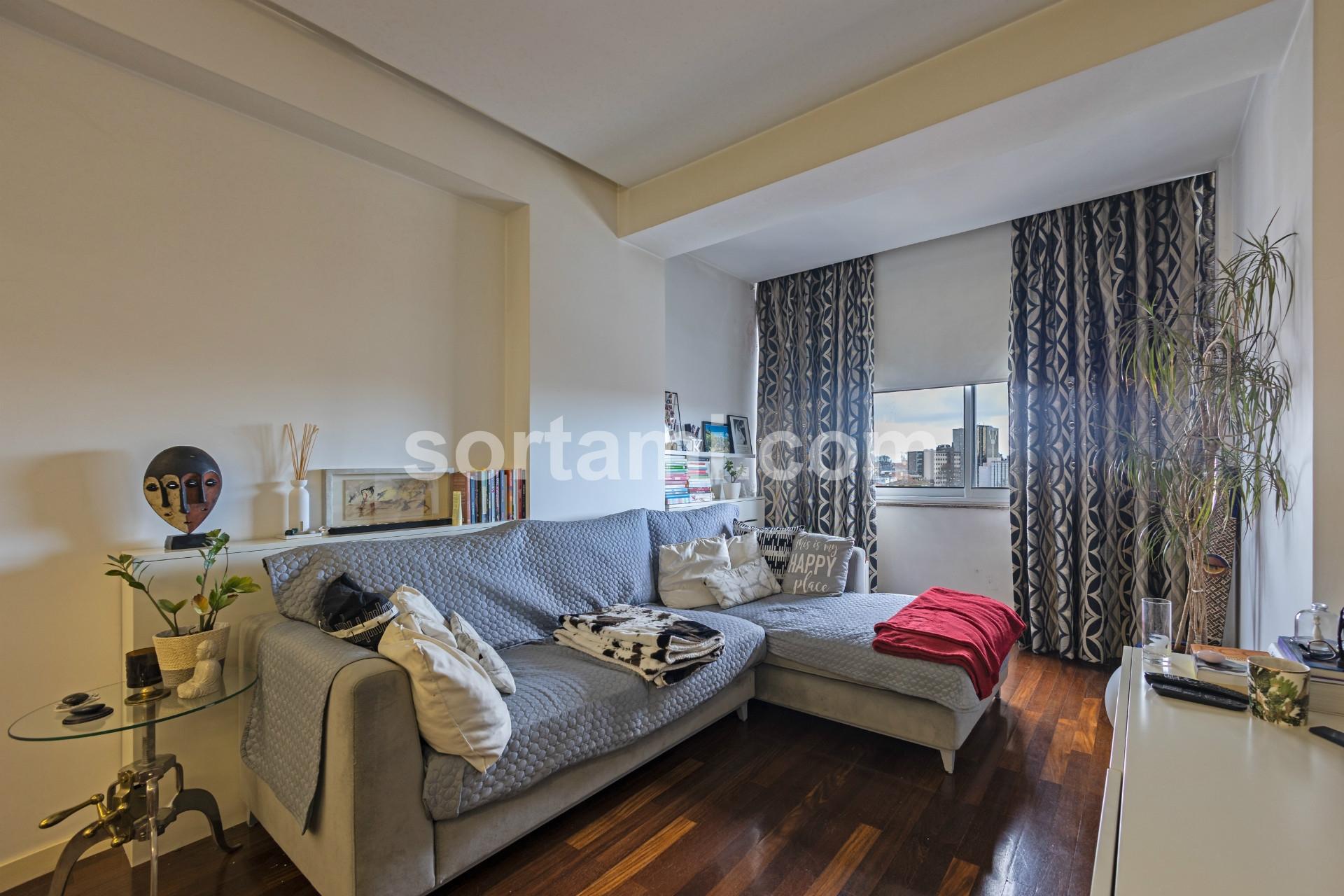 Apartamento T3 Venda em Lordelo do Ouro e Massarelos,Porto