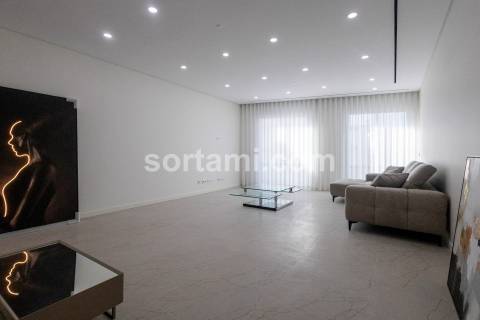 Apartamento T2 Venda em Quarteira,Loulé