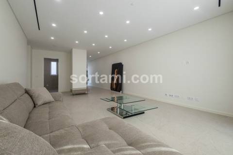 Apartamento T2 Venda em Quarteira,Loulé