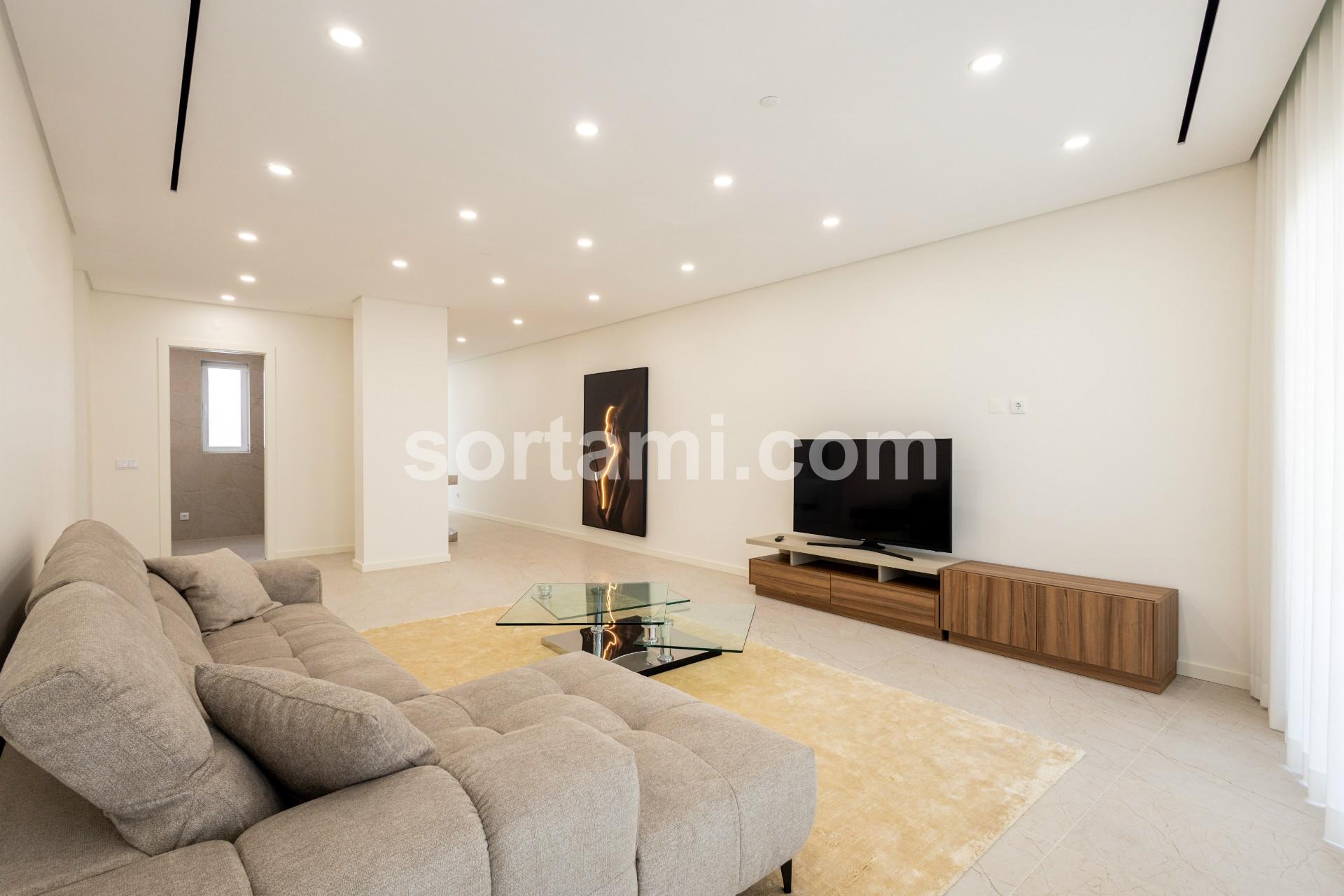 Apartamento T2 Venda em Quarteira,Loulé