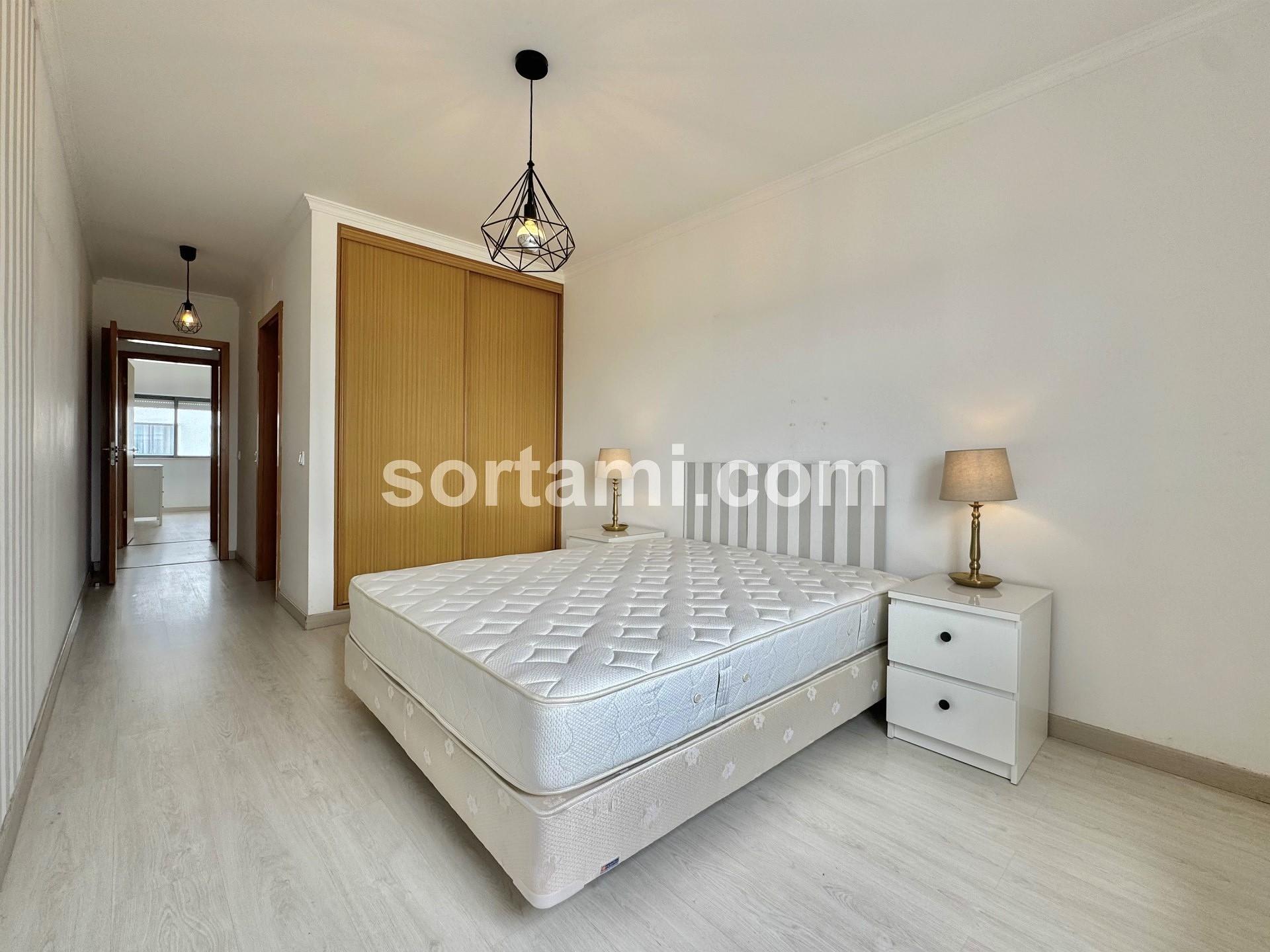 Apartamento T3 Venda em Faro (Sé e São Pedro),Faro