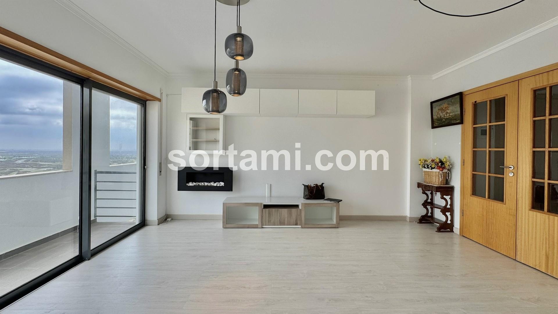 Apartamento T3 Venda em Faro (Sé e São Pedro),Faro