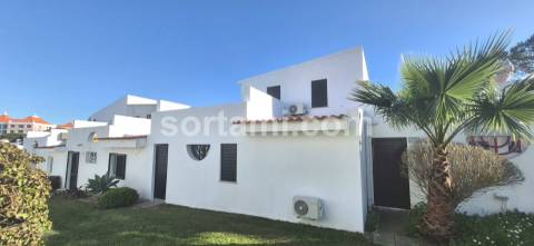 Moradia Geminada T3 Venda em Quarteira,Loulé