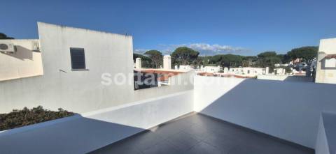 Moradia Geminada T3 Venda em Quarteira,Loulé