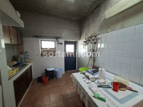 Moradia Isolada T3 Venda em Santa Bárbara de Nexe,Faro
