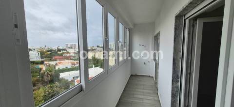 Apartamento T2 Venda em Quarteira,Loulé