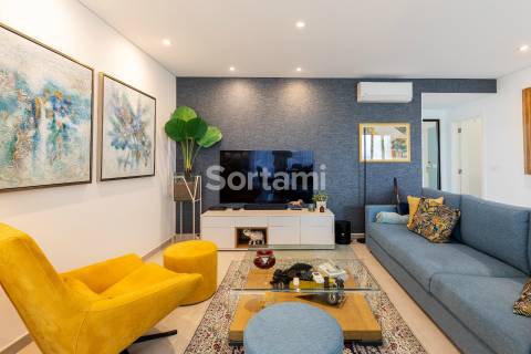 Apartamento T2 Venda em Quarteira,Loulé