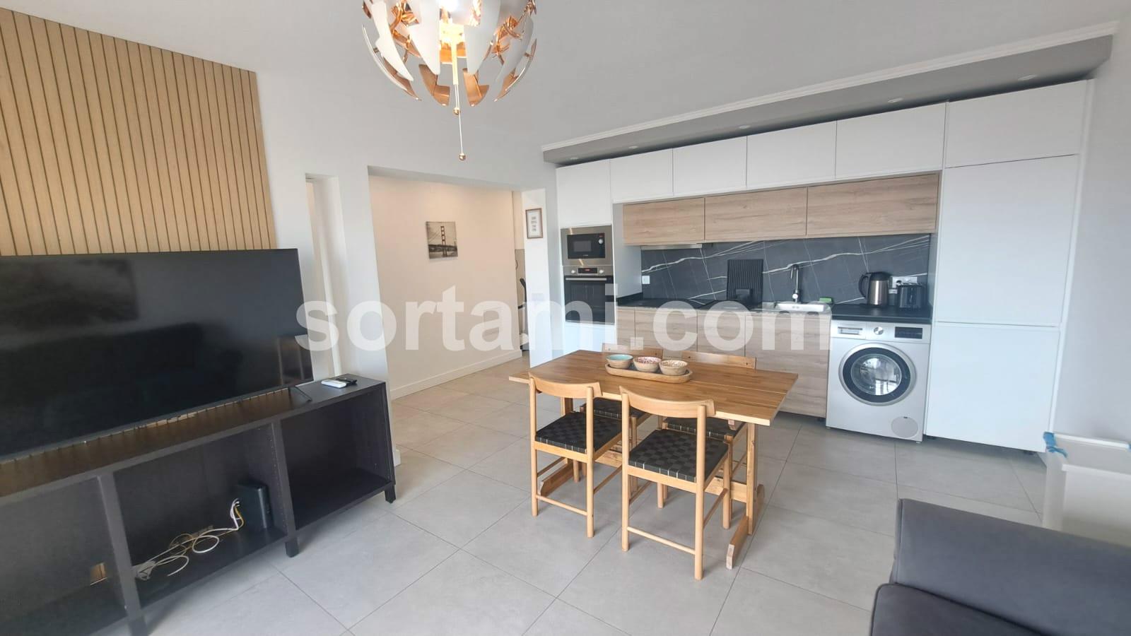 Apartamento T1+1 Venda em Quarteira,Loulé