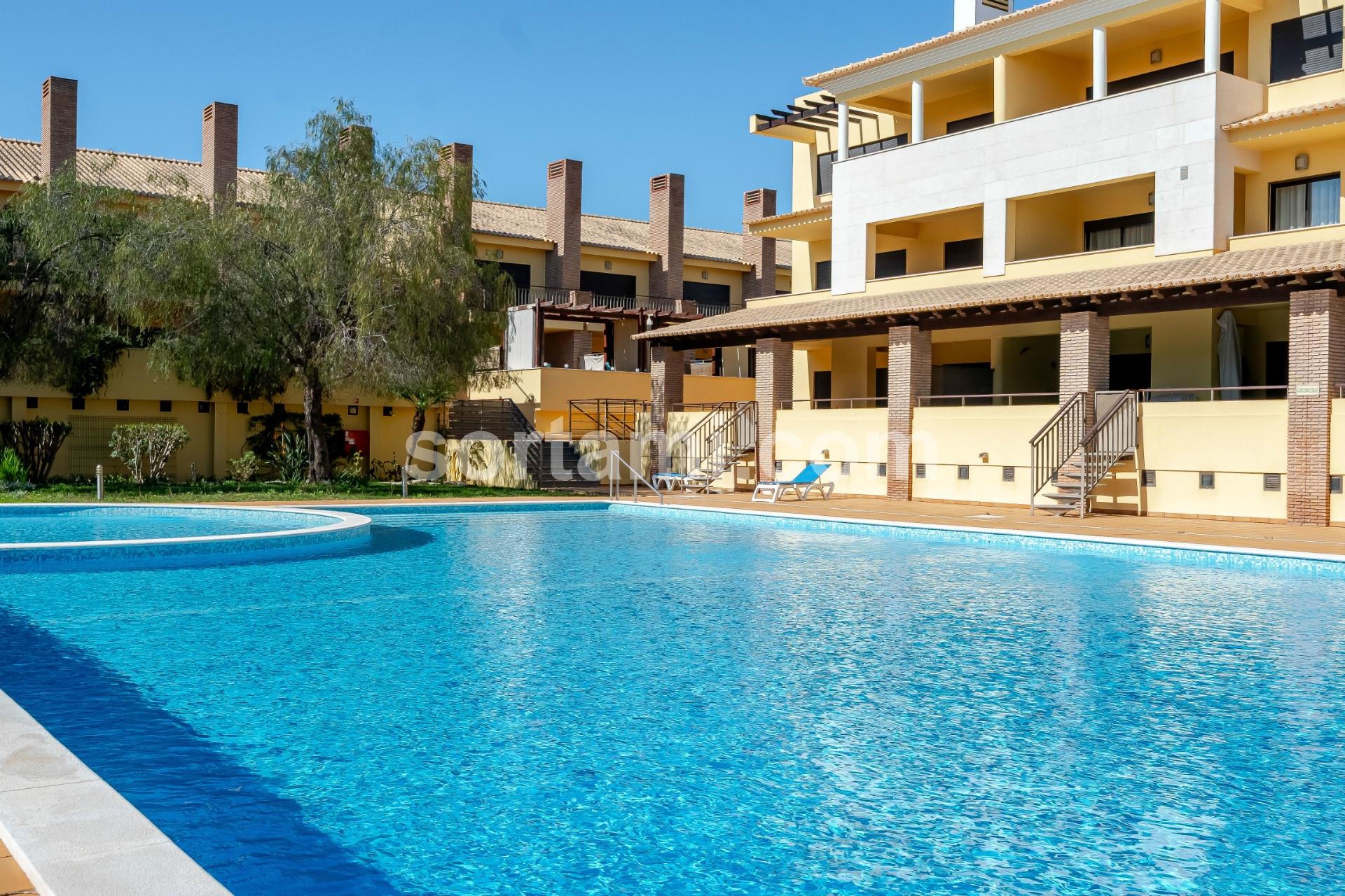 Moradia em Banda T2+1 Venda em Quarteira,Loulé