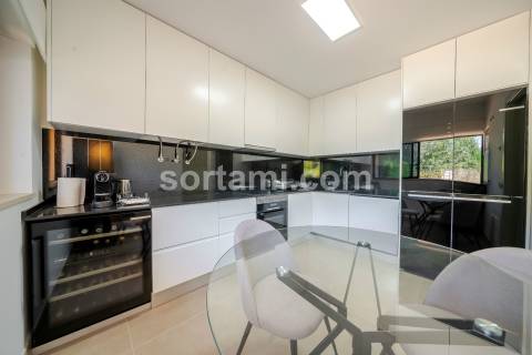 Moradia em Banda T2+1 Venda em Quarteira,Loulé