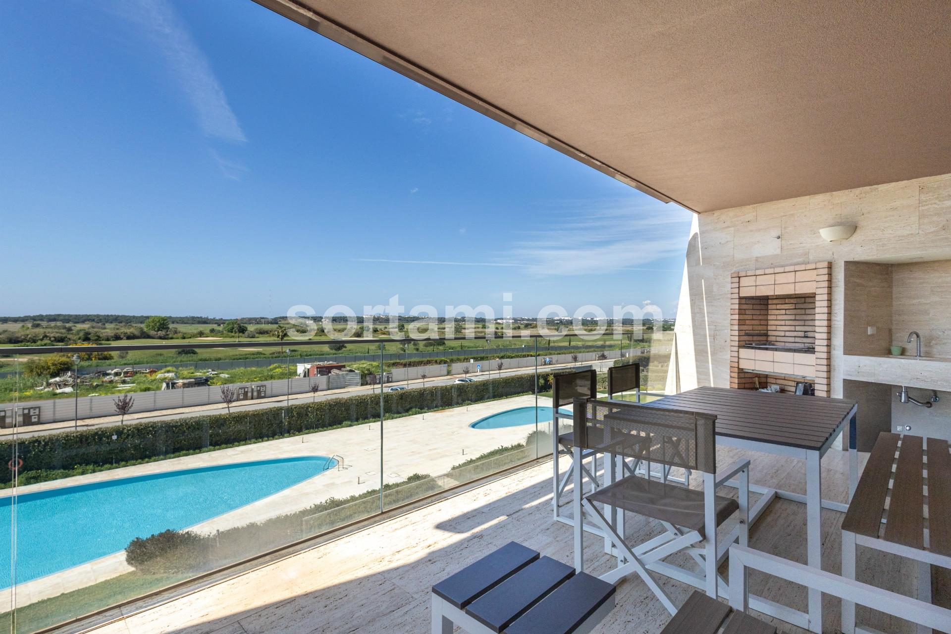 Apartamento T2 Venda em Quarteira,Loulé