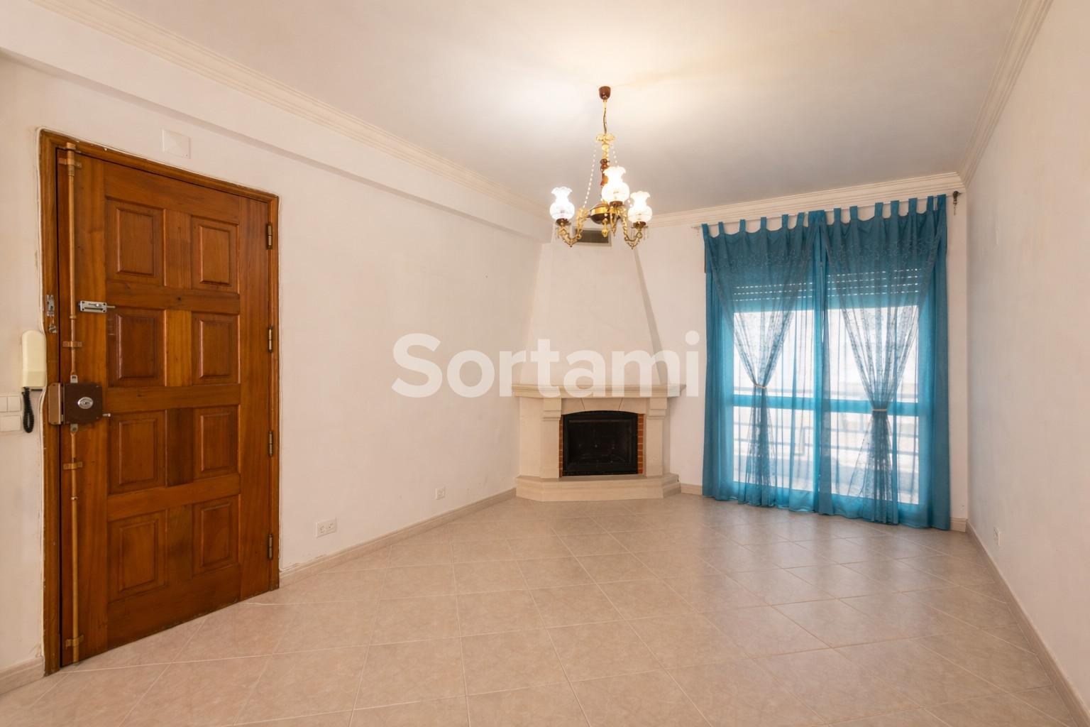 Apartamento T2 Venda em Quarteira,Loulé