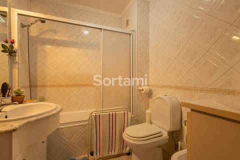 Apartamento T2 Venda em Quarteira,Loulé