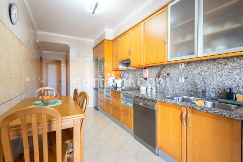 Apartamento T1+1 Venda em Quarteira,Loulé